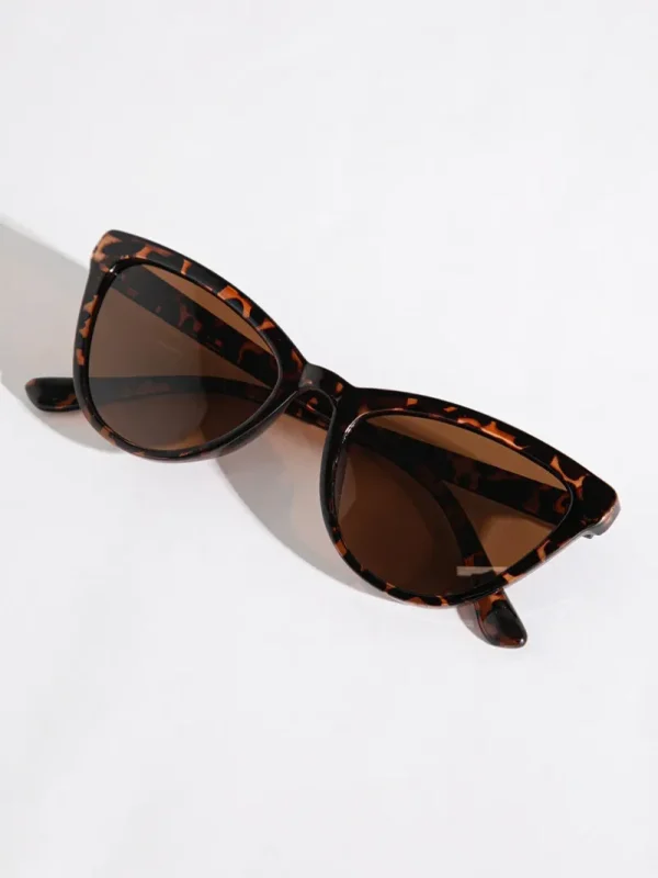 Ricki's Sunglasses*Cat Eye Frame Sunglasses with Case
