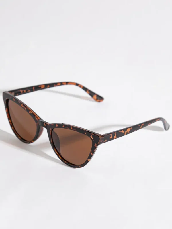 Ricki's Sunglasses*Cat Eye Frame Sunglasses with Case