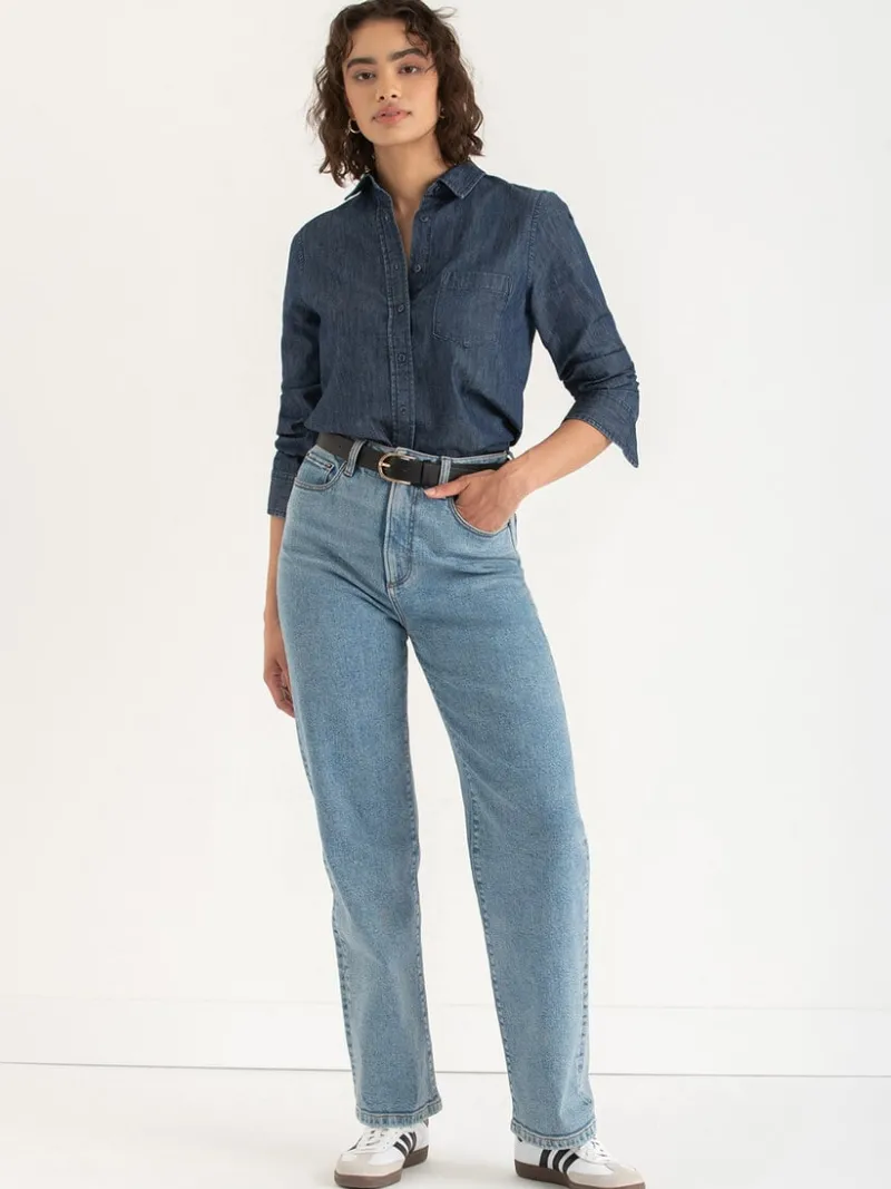classic_fit_denim_buttonu_3-2.webp Ricki's Shirts & Blouses*Classic Fit Denim Button-Up Shirt