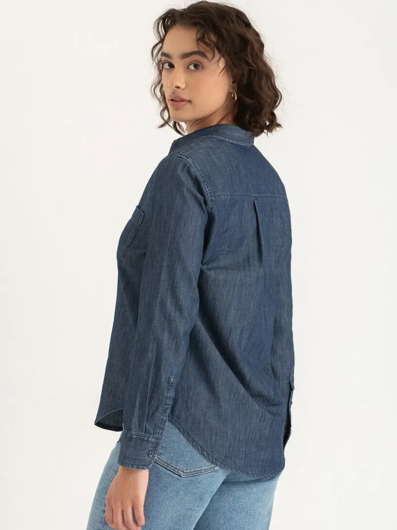 classic_fit_denim_buttonu_4-2.webp Ricki's Shirts & Blouses*Classic Fit Denim Button-Up Shirt