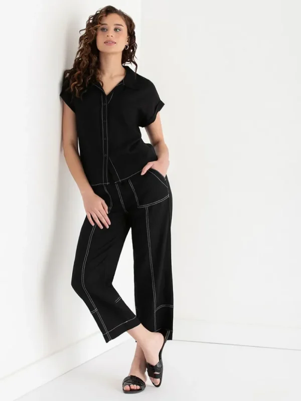 Ricki's Tees & Tanks*Classic Fit Linen Button Up Top