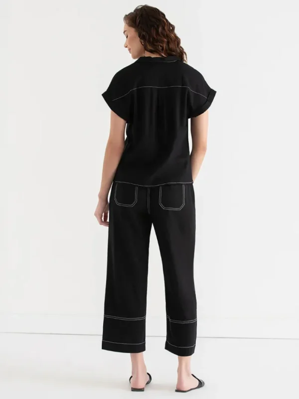 Ricki's Tees & Tanks*Classic Fit Linen Button Up Top