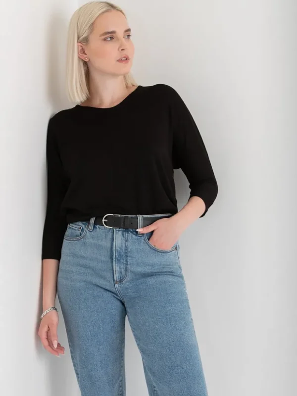 Ricki's Tees & Tanks*Easy V-Neck Hacci Knit Top