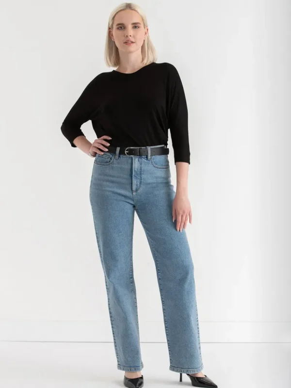 Ricki's Tees & Tanks*Easy V-Neck Hacci Knit Top