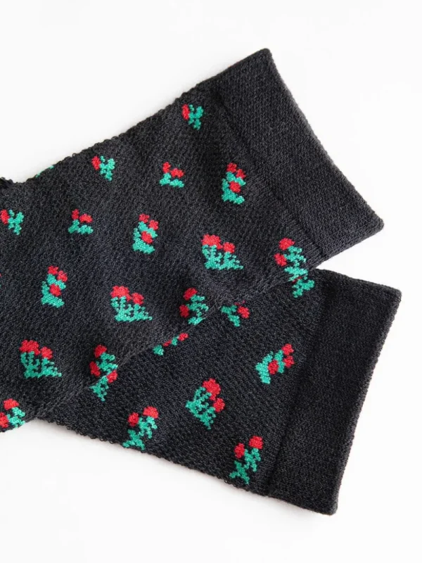 Ricki's Socks*Floral Crew Socks