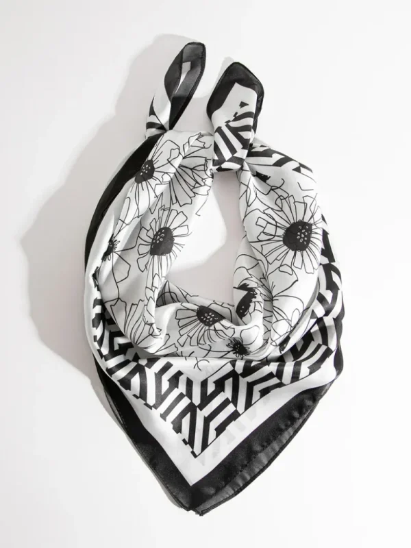 Ricki's Scarves & Dickies*Flower Print Scarf