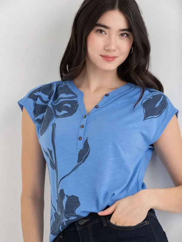 Ricki's Tees & Tanks*Henley T-Shirt