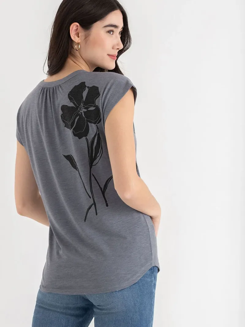 henley_tshirt_4-5.webp Ricki's Tees & Tanks*Henley T-Shirt