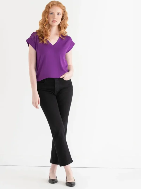 Ricki's Tees & Tanks*Holly V-Neck Hacci Top