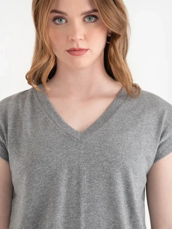 Ricki's Tees & Tanks*Holly V-Neck Hacci Top