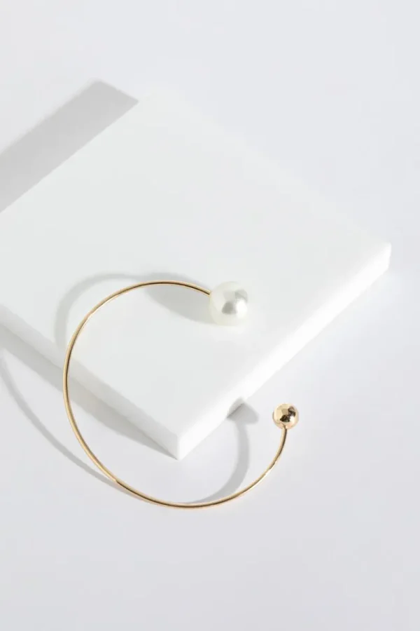 Ricki's Bracelets*14K Plated & Pearl Bracelet