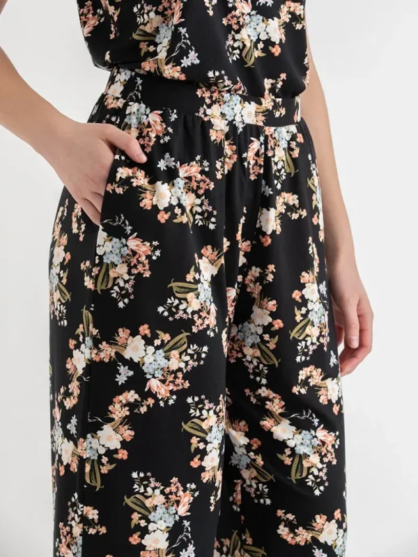 Ricki's Sleepwear*Lace Trim Cami with Crop Pant Sleepset