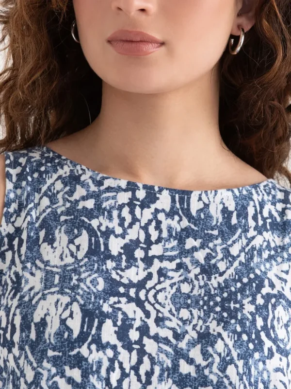 Ricki's Tees & Tanks*Linen Tank with Back Buttons