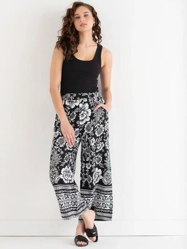 Ricki's Pants*Linen Wide Crop Pant