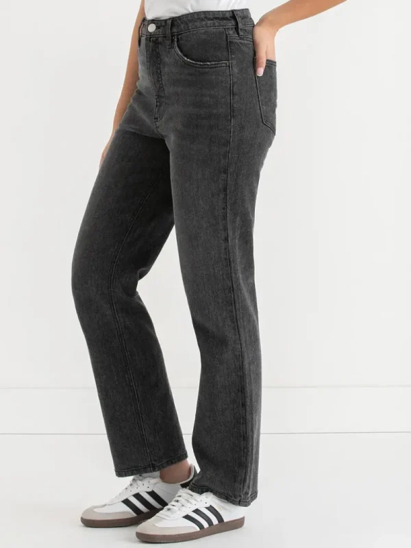 Ricki's Jeans*Lucy 90's Straight Jeans