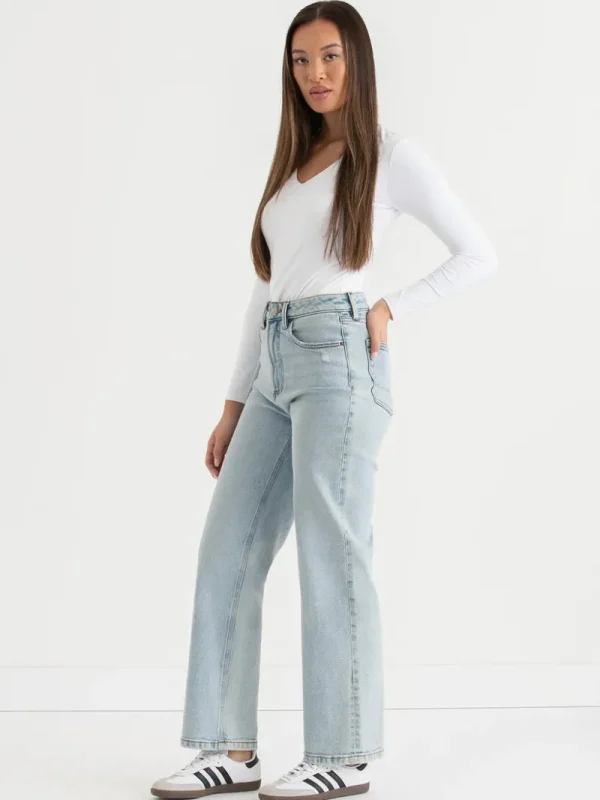 Ricki's Jeans*Lucy Straight Jeans