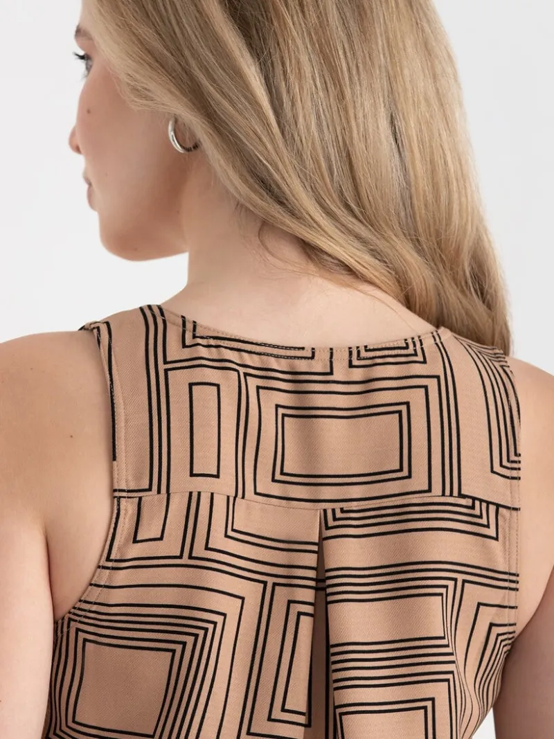 lyla_textured_essential_t_2-9.webp Ricki's Tees & Tanks*Lyla Textured Essential Tank