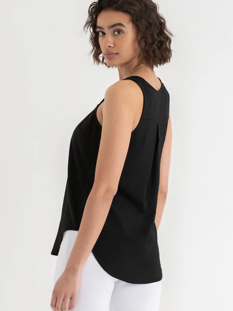 lyla_textured_essential_t_4-5.webp Ricki's Tees & Tanks*Lyla Textured Essential Tank