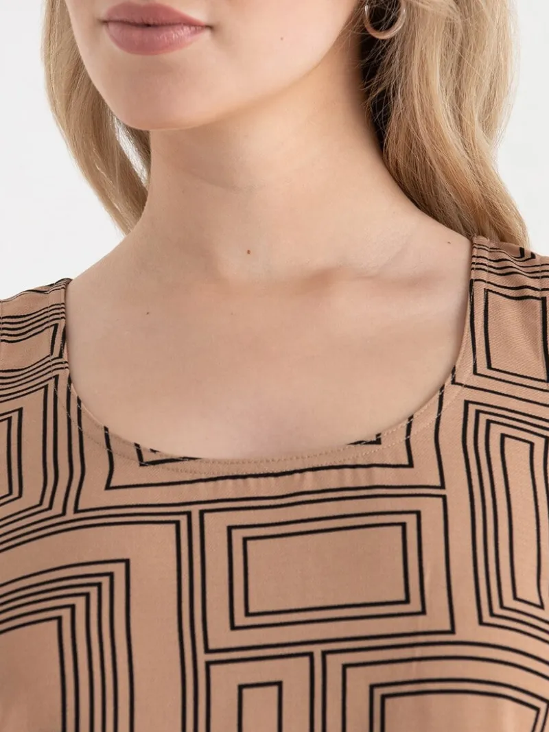 lyla_textured_essential_t_5-7.webp Ricki's Tees & Tanks*Lyla Textured Essential Tank