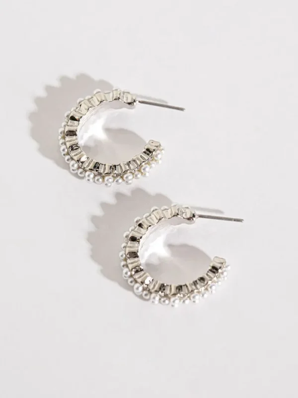 Ricki's Earrings*Multi-Pearl and Metal Hoops