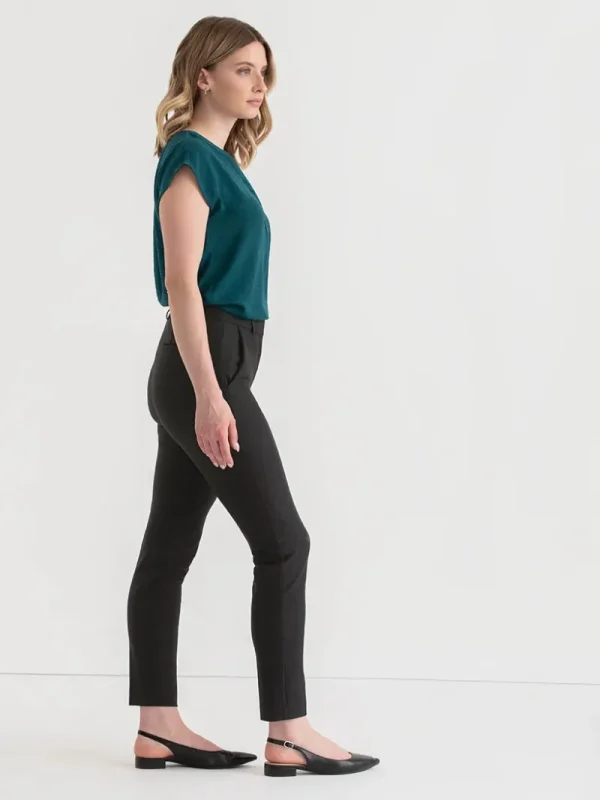 Ricki's Pants*Parker Slim Ankle Pant in Luxe Ponte