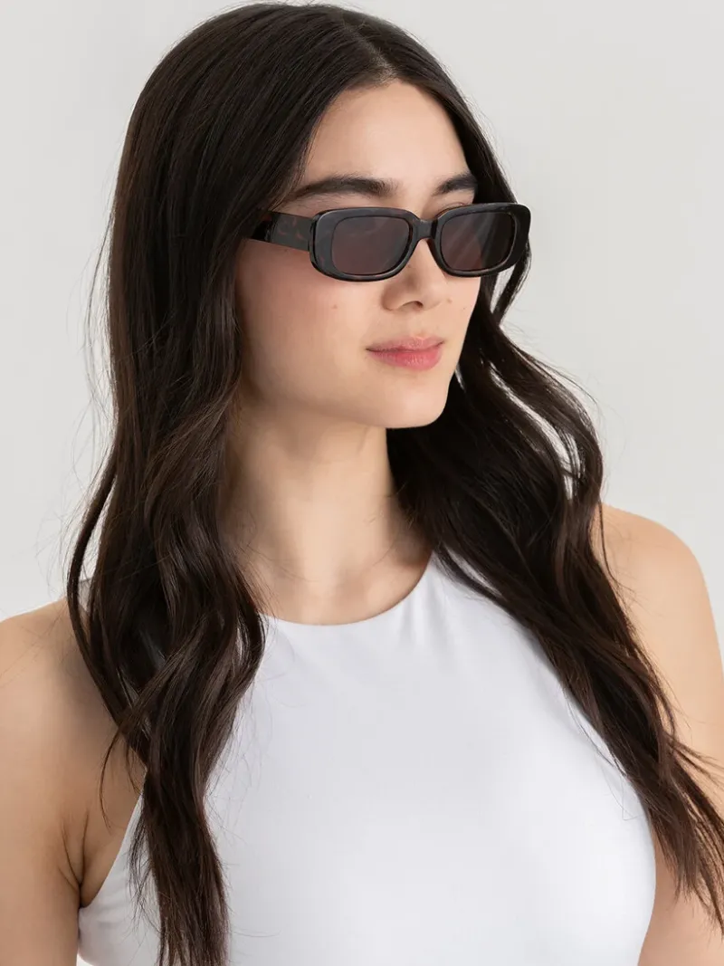 rectangle_frame_sunglasse_2.webp Ricki's Sunglasses*Rectangle Frame Sunglasses with Case