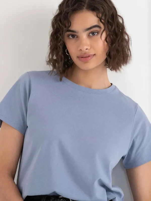 Ricki's Tees & Tanks*Relaxed Crewneck T-Shirt