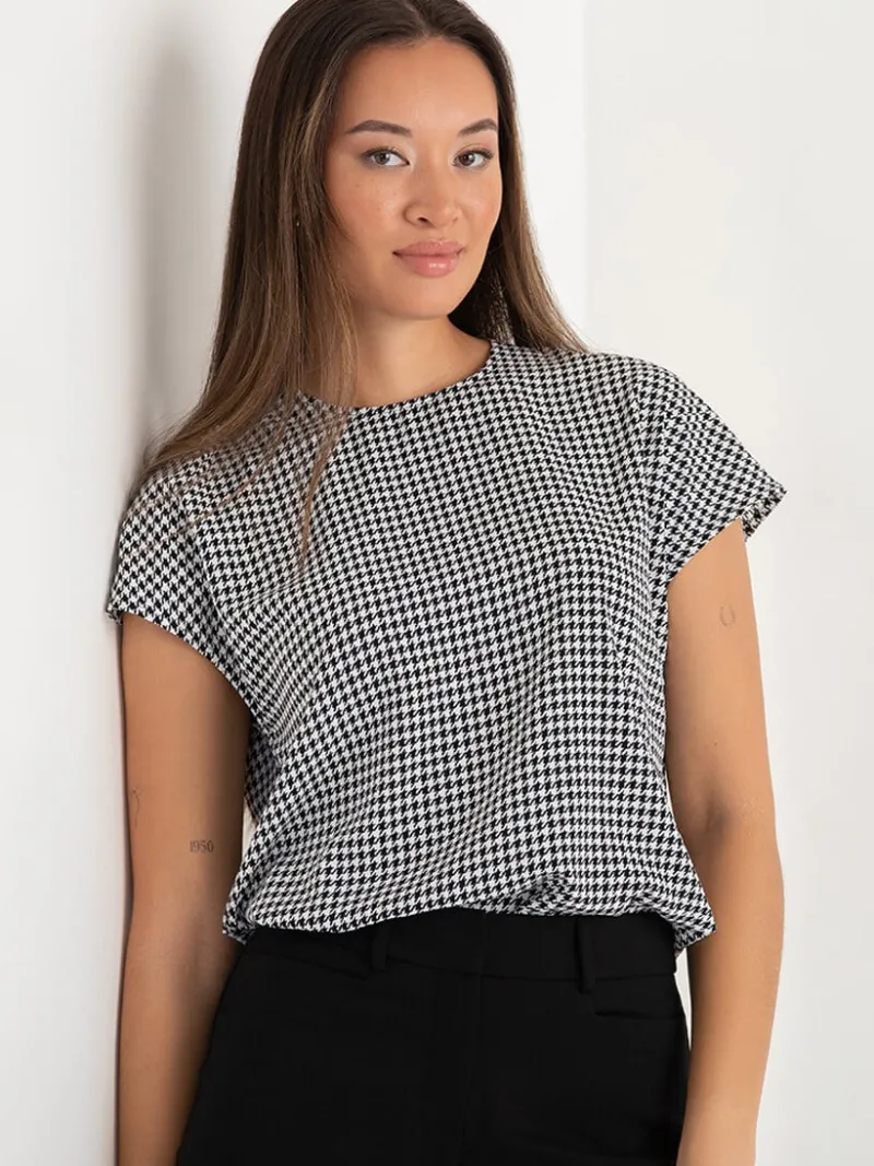 scoop_cap_sleeve_top_2-4.webp Ricki's Shirts & Blouses*Scoop Cap Sleeve Top