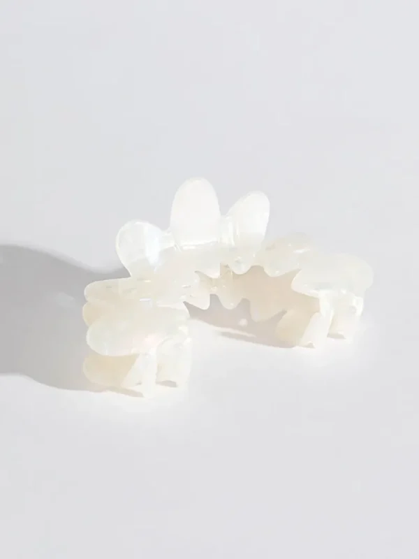 Ricki's Hair Accessories*Shell Hair Clip