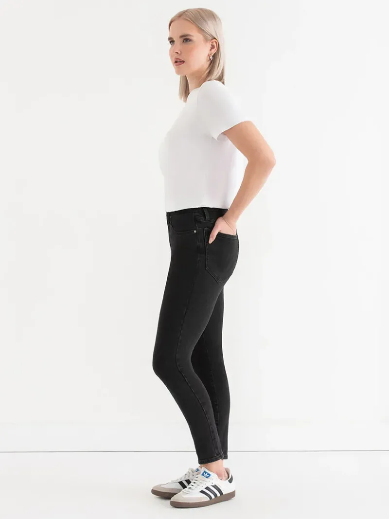 skylar_skinny_jeans_1-3.webp Ricki's Jeans*Skylar Skinny Jeans