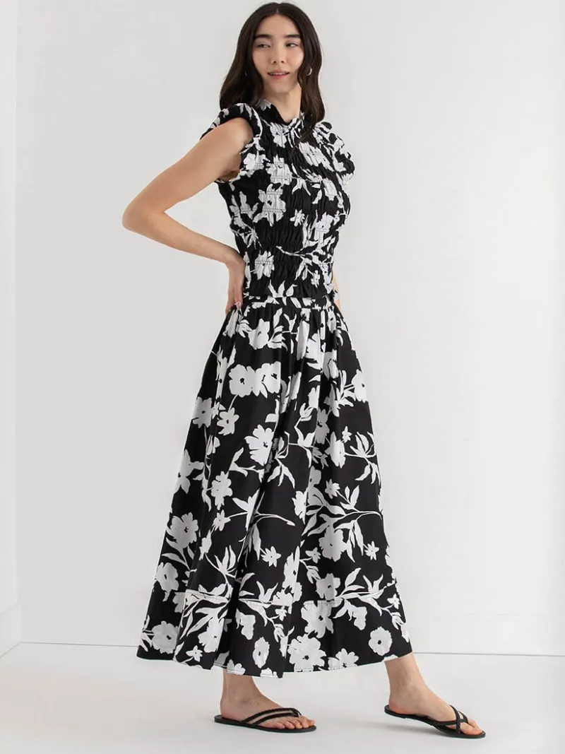 sleeveless_poplin_smocked_5-3.webp Ricki's Shirts & Blouses*Sleeveless Poplin Smocked Top