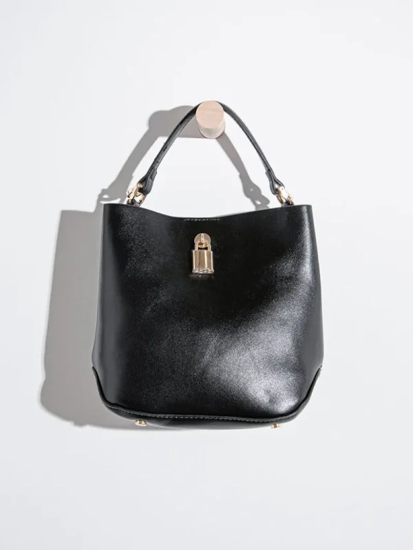 Ricki's Bags & Purses*Small Bucket Bag