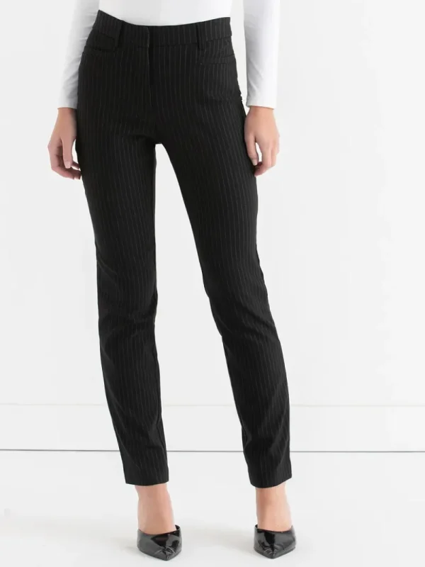 Ricki's Pants*Spencer Straight Pant in Patterned Microtwill