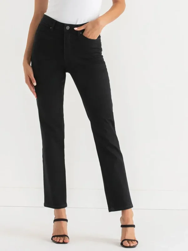 Ricki's Jeans*Stevie Straight Leg Jeans