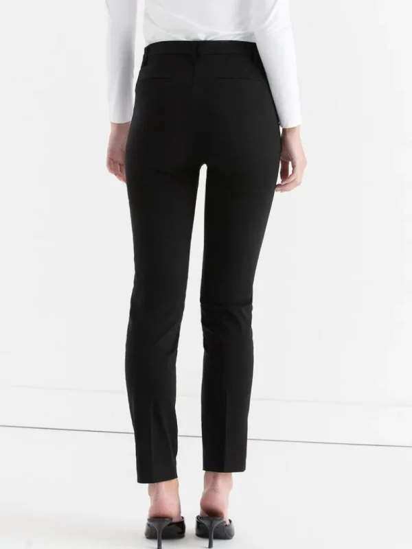 Ricki's Pants*Syd Slim Ankle Pant in Microtwill