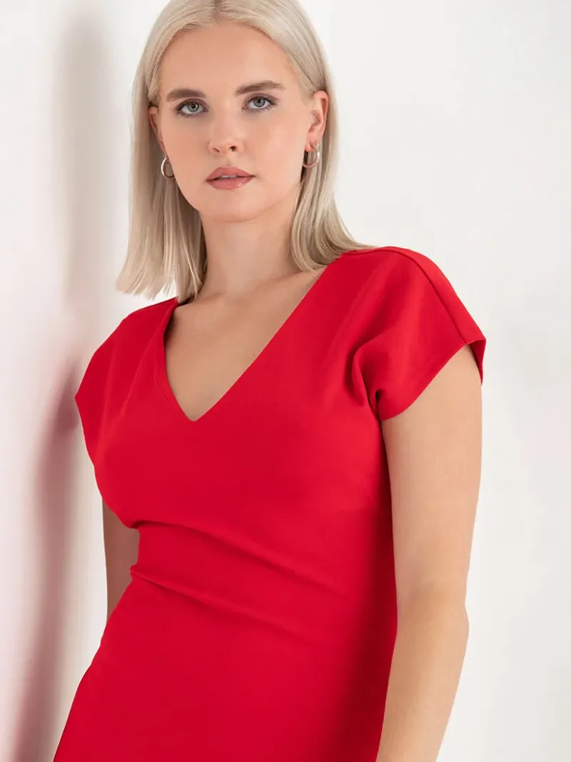 venus_fitted_midi_dress_i_4-1.webp Ricki's Maxi & Midi Dresses*Venus Fitted Midi Dress in Iconic Crepe