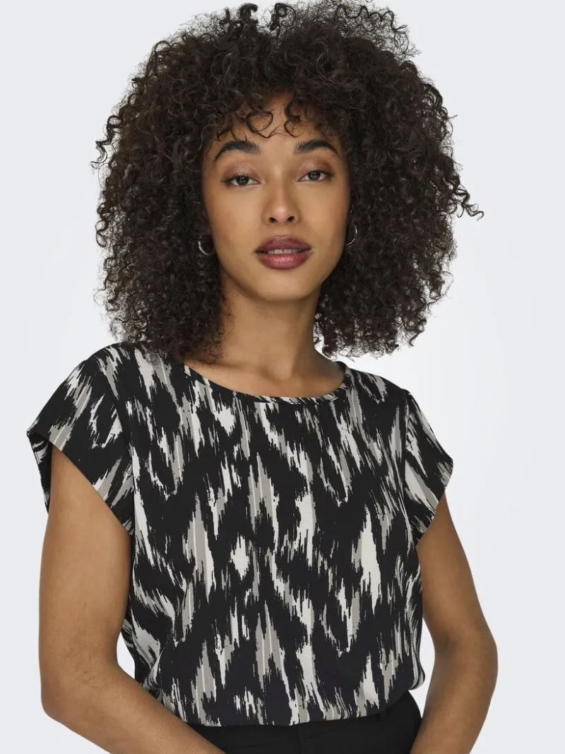 vic_short_sleeve_top__onl_0.webp Ricki's Shirts & Blouses*Vic Short Sleeve Top | Only