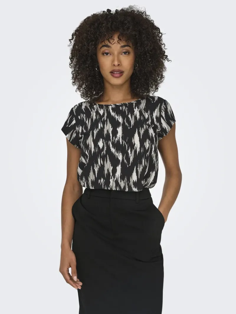 vic_short_sleeve_top__onl_1.webp Ricki's Shirts & Blouses*Vic Short Sleeve Top | Only