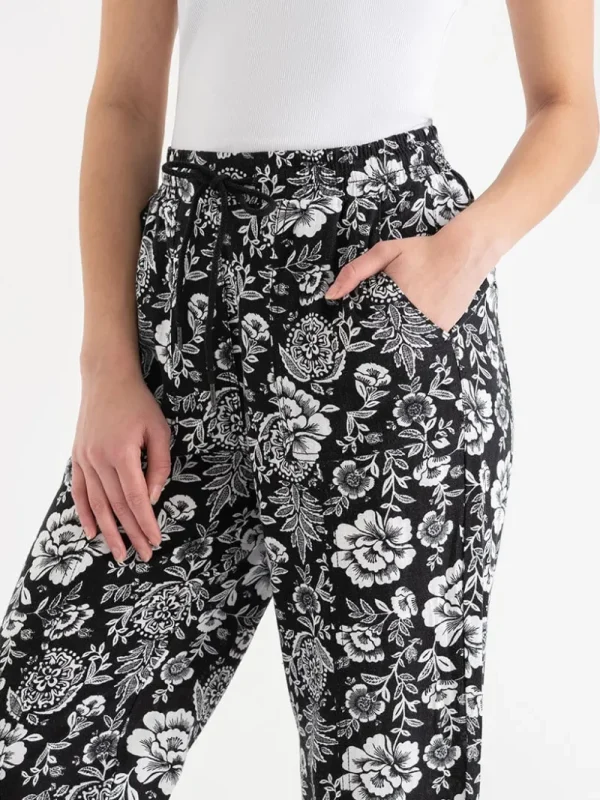 Ricki's Pants*Viscose Linen Pull-On Cropped Pant