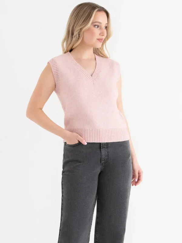 Ricki's Sweaters & Cardigans*V-Neck Sweater Vest