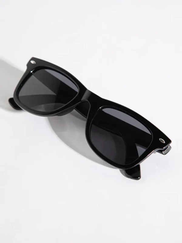 Ricki's Sunglasses*Wayfarer Frame Sunglasses with Case